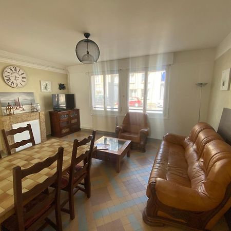 ולונס Gite Iaorana - Maison En Centre Ville מראה חיצוני תמונה
